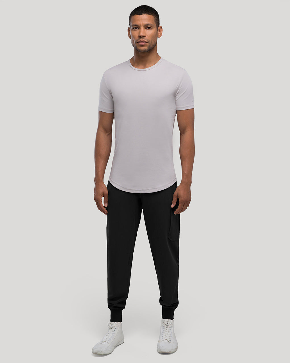 PLAYERA CREW CURVE-HEM PREMIUM